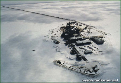 Op deze archieffoto is BPs olieveld in Prudhoe Bay te zien. De tijdelijke sluiting van het veld drijft de olieprijs op. FOTO AFP