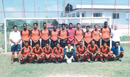 De ploeg van Randjiet Boys die in 2002 naar de eersteklasse van de Surinaamse Voetbalbond (SVB) promoveerde, bestond overwegend uit hindostaanse voetballers. Tegenwoordig telt de ploeg slechts negen voetballers van hindostaanse afkomst.-.